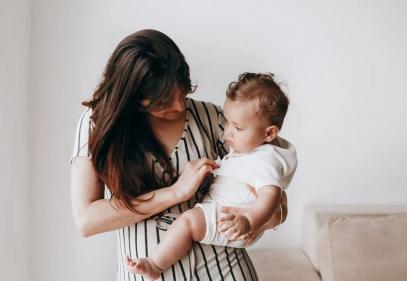 How to navigate feeding challenges with your little one