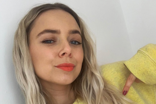 Corrie stars exclaim as Sacha Parkinson announces the birth of her first child