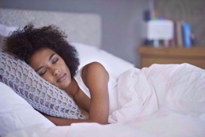5 easy ways to train your body to wake up earlier and become a morning person