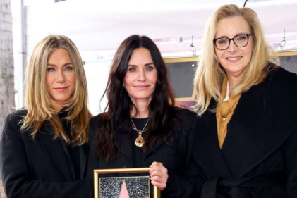 Courteney Cox celebrates Friends co-star Lisa Kudrow’s birthday with cute tribute