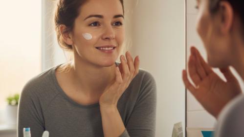 Simple beauty tips for busy mums embracing skin changes