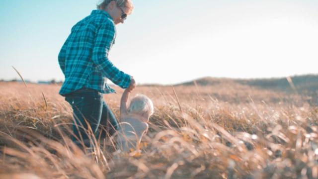 Walking Your Way to Wellness: A Mum’s Guide to Daily Movement 