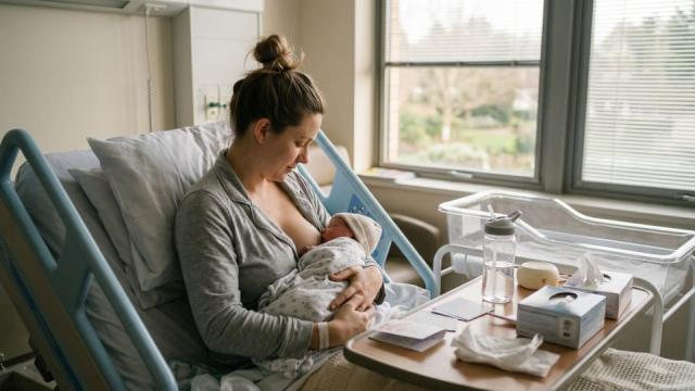 New research reveals some Irish mums felt unsupported when trying to breastfeed