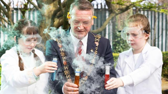 Cork Carnival of Science is coming to Fitzgerald Park this weekend and its free