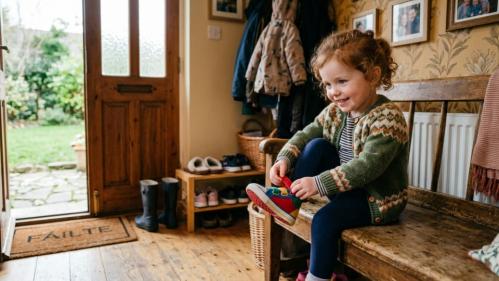 5 Simple Ways to Build Your Toddlers Independence Before Preschool Starts