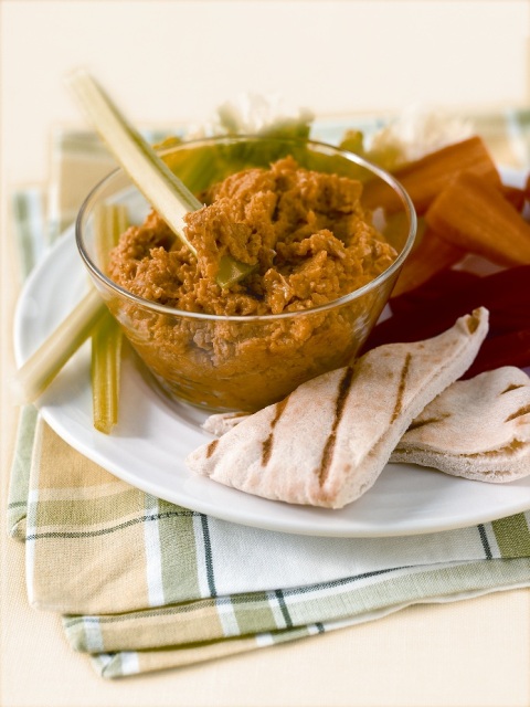 Roasted red pepper houmous