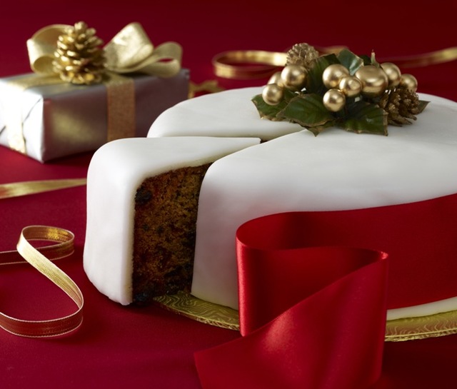 Dr. Oetker Christmas cake