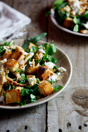  Roast chicken salad with goats cheese and croutons