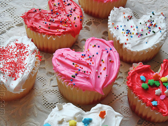 Valentines day heart cupcakes