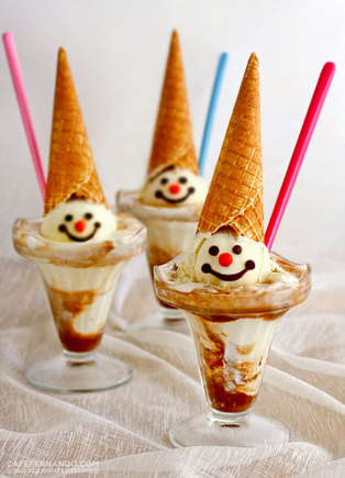 Ice-cream cone clowns