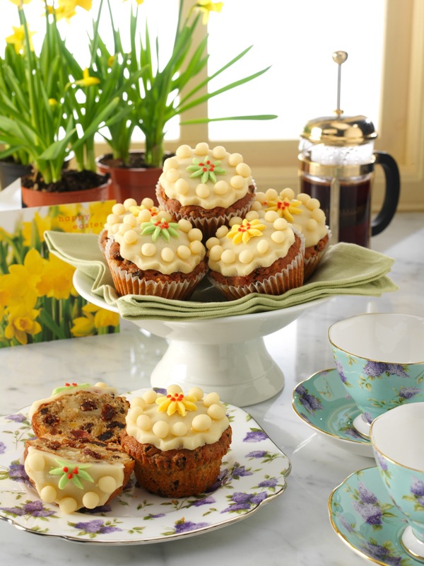 Simnel cakes