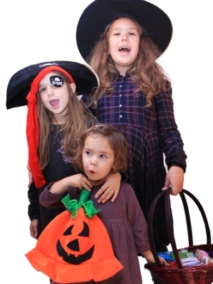 Louth: Halloween festivities at Scotch Hall Shopping Centre