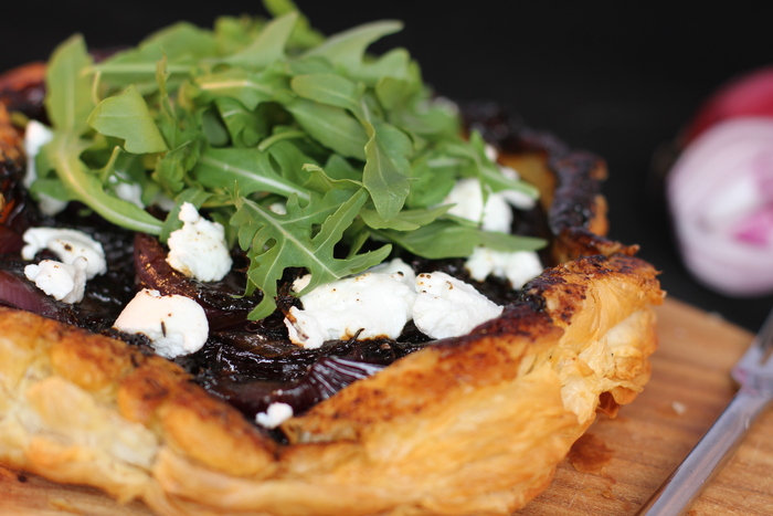 Caramelised onion and goats cheese tarte tatin | MummyPages.ie