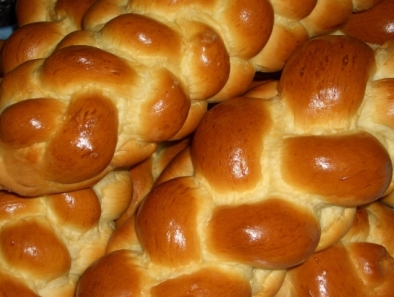 Plaited bread