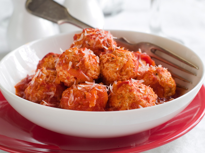 Mini beef and mozzarella meatballs