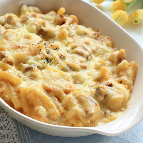 Chicken, pumpkin and cheese pasta bake