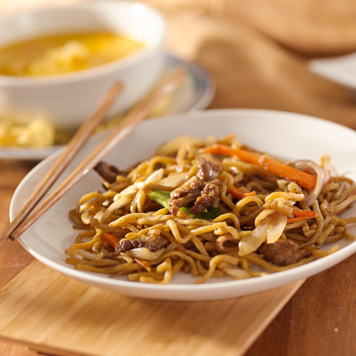 Beef stir-fry with noodles