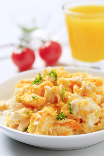 Scrambled eggs with Feta cheese