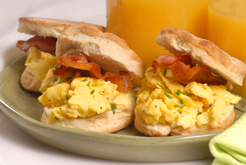 Scrambled egg sandwich