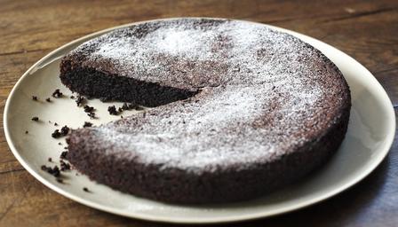 Chocolate olive oil cake