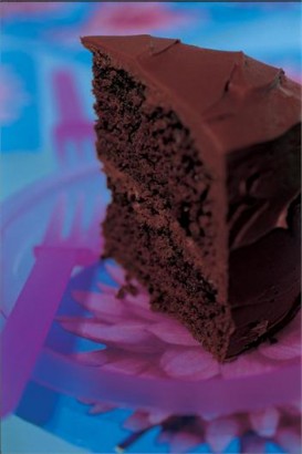 Ultimate comfort chocolate fudge cake | MummyPages.ie