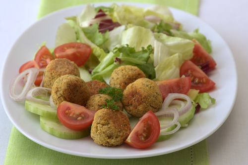 Falafel salad