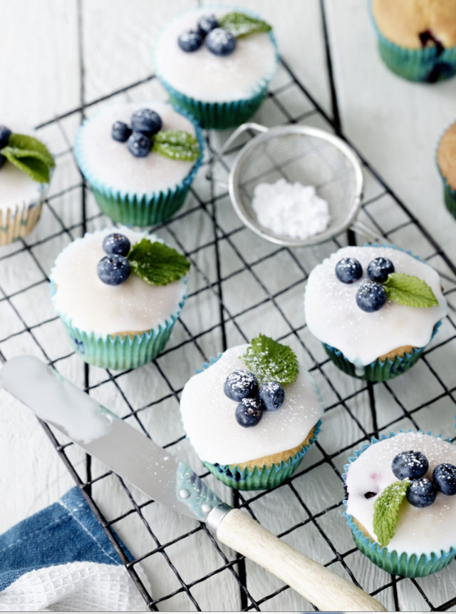 Lemon iced blueberry muffins