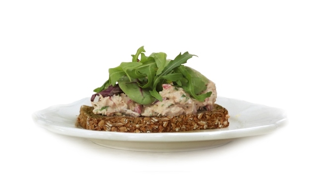 Tuna &amp; Roasted Red Pepper with Brennans Wholewheat Brown Bread