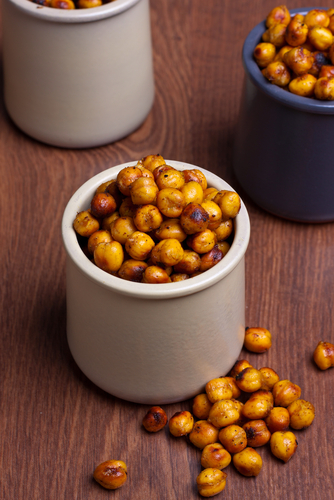 Roasted spicy chickpeas