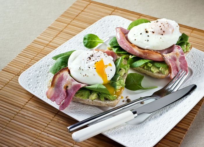 David Gillick's Brekkie: Poached eggs, bacon &amp; avocado