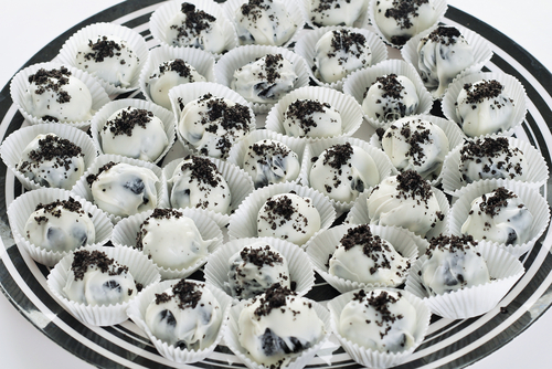 Oreo and cream cheese bites