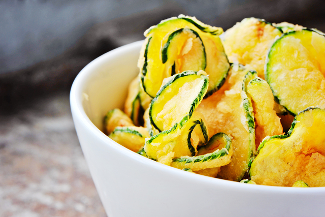 Courgette crisps