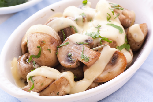 Oven roasted mushrooms with mozzarella