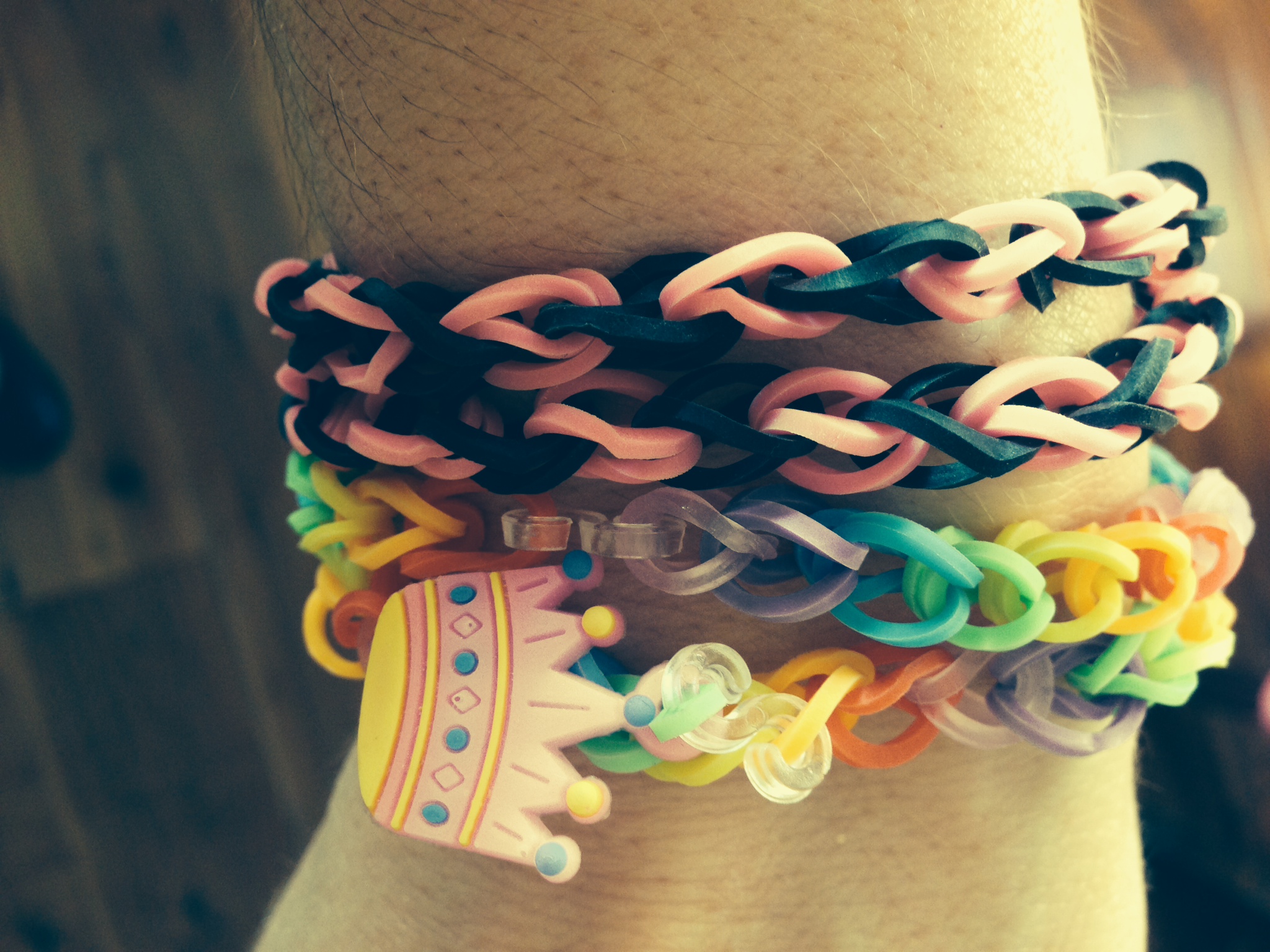 Dealz » How To Make A Loom Band