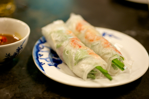 Vegetable  rice paper rolls