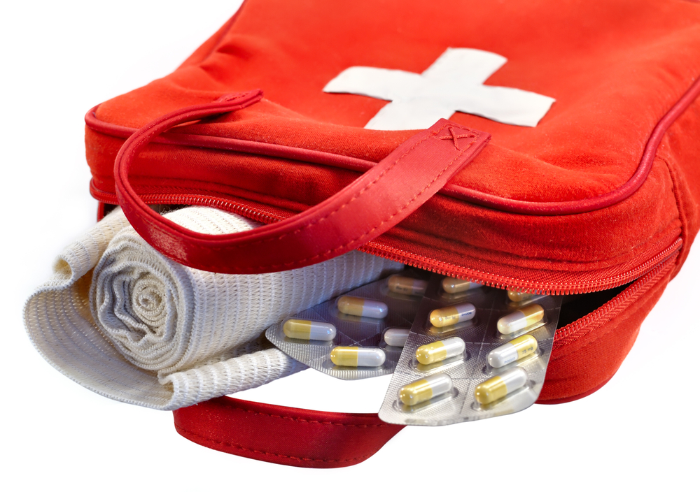 First aid for anaphylaxis and jellyfish injuries