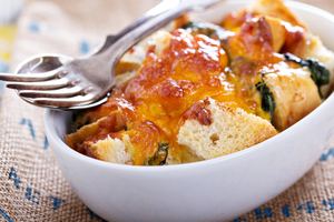 Spinach and cheese bread casserole