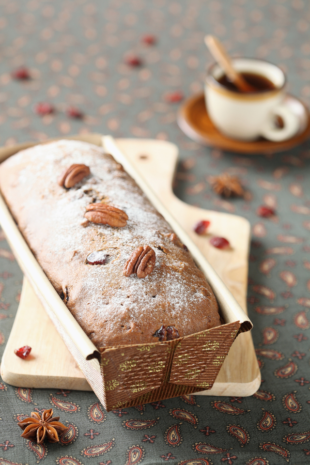 Walnut, and honey cake