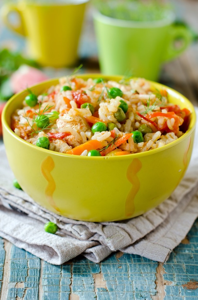 Brown rice and peas with citrus dressing