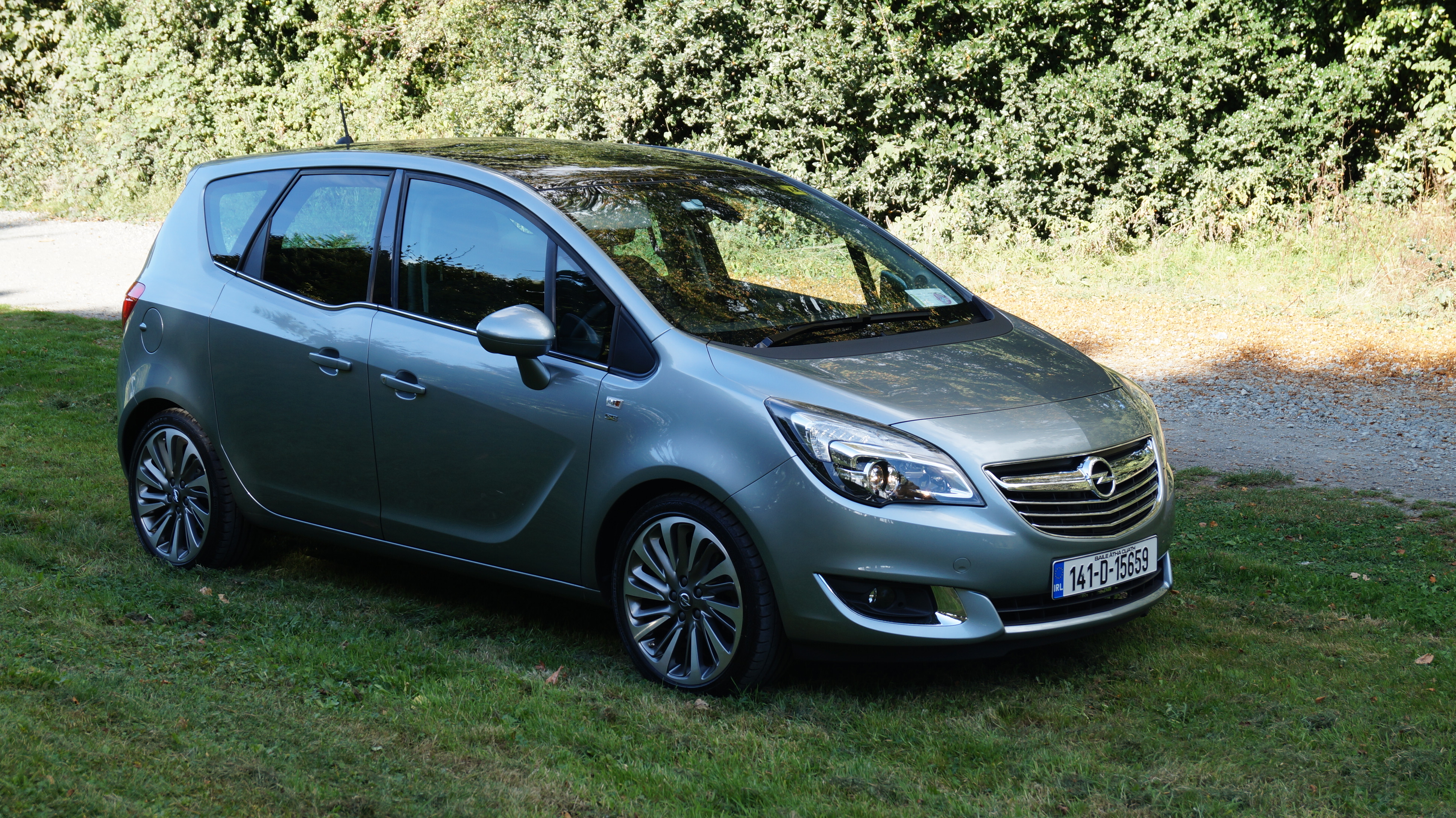 Opel family. Opel Meriva 1.6. Опель Мерива 2021. Опель Мерива 2016. Опель Мерива 2020.