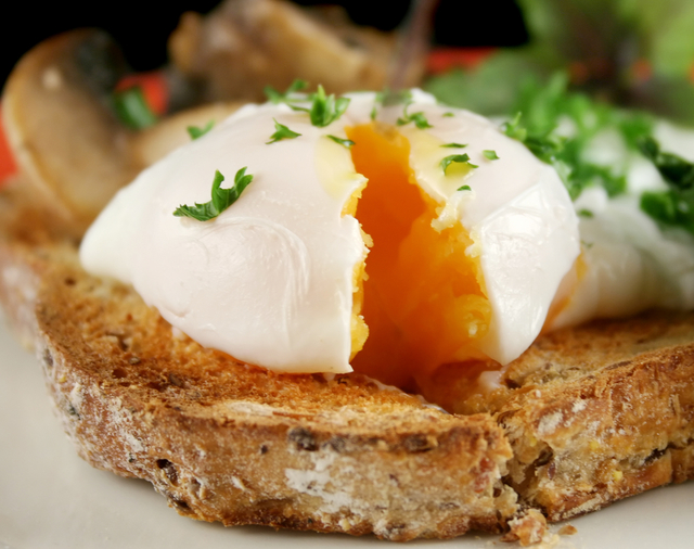 Poached egg breakfast