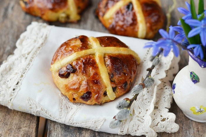 Hot cross muffins | MummyPages.ie