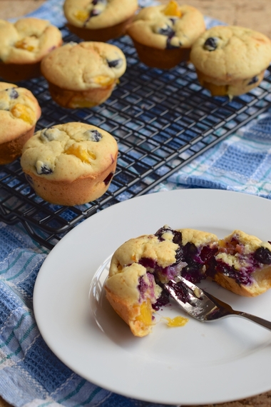 Peach and blueberry cream muffins | MummyPages.ie