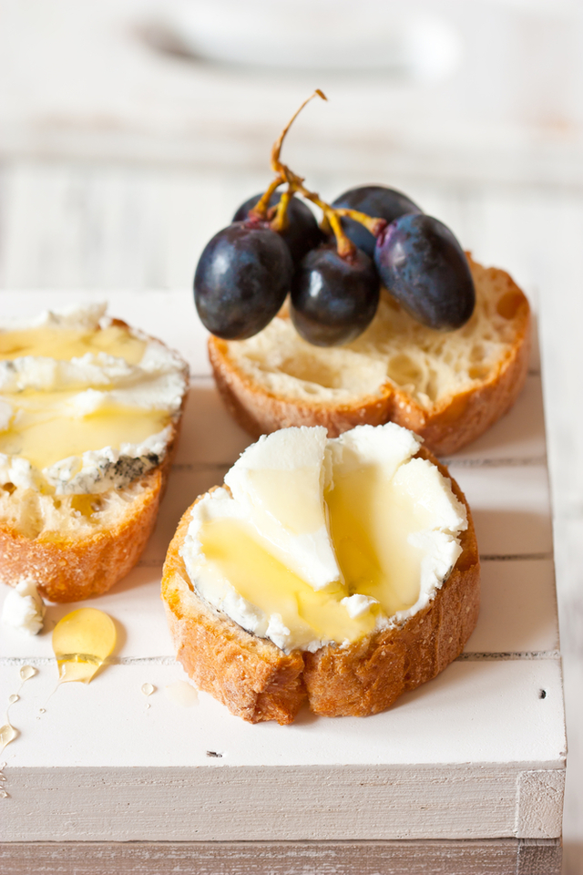 Pickled beetroot and stilton crostini