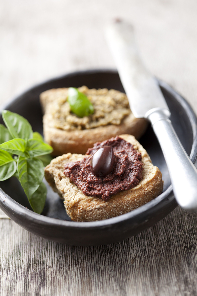 Olive tapenade bruschetta