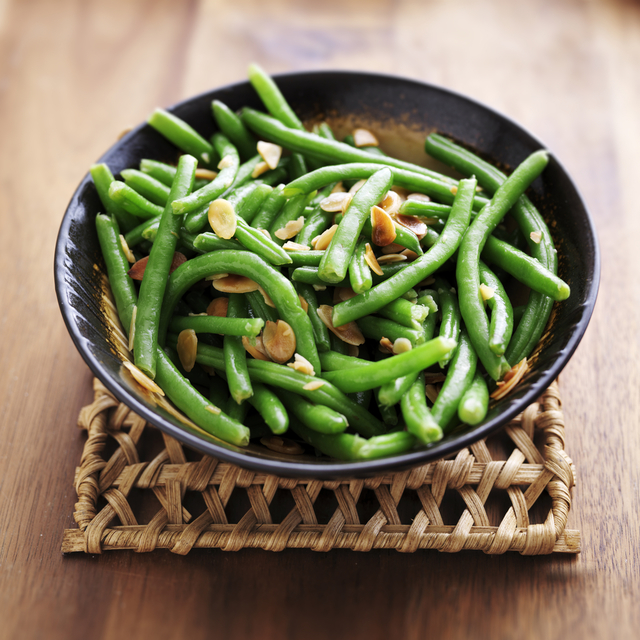 Buttery green beans with shallots and toasted almonds