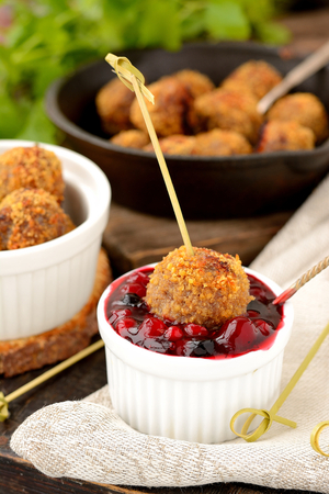 Swedish meatballs with cranberry dip