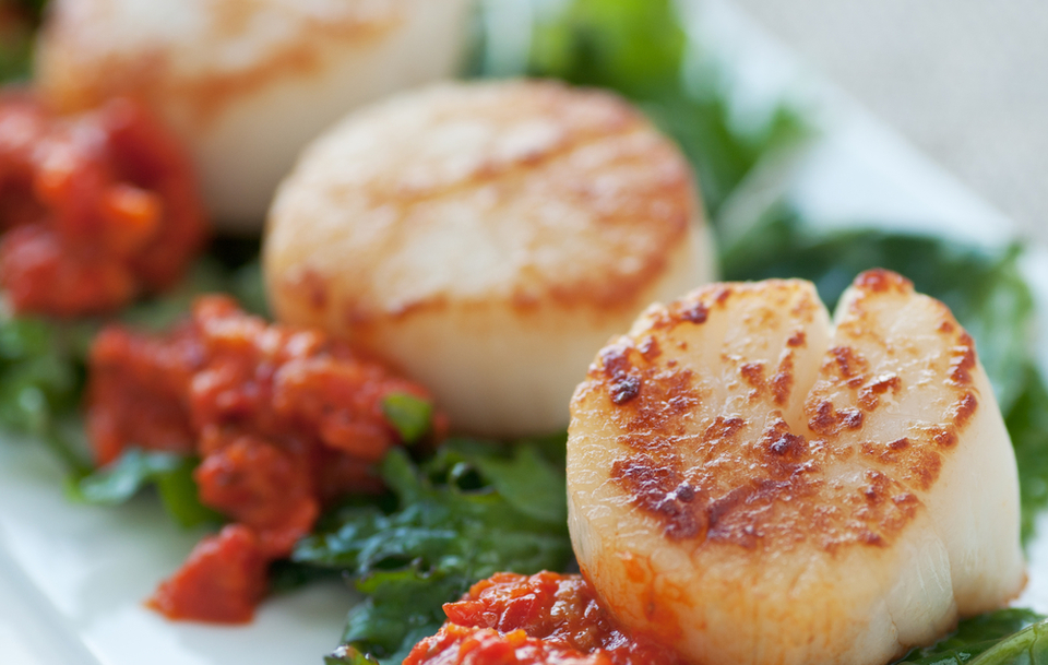 Seared scallops with sweet chilli sauce MummyPages.ie