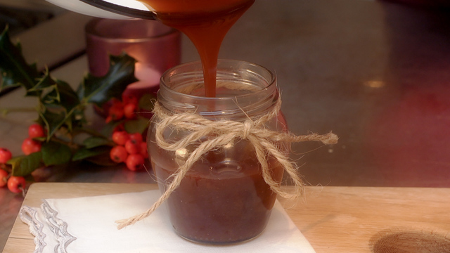 Salted caramel sauce 