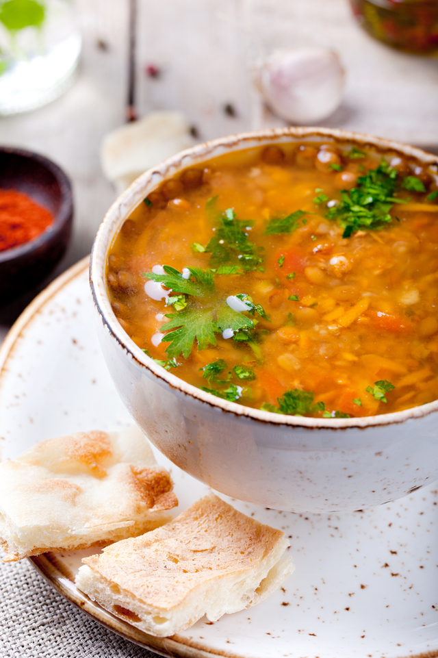 Red pepper and lentil soup 